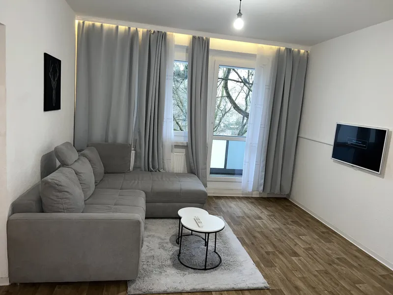 Schöne möblierte 2-Zi-Wohnung ab sofort mit Anmeldung möglichkeig — photo 1